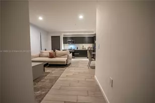 398 NE 5th St, Miami, FL 33132 - Photo 7