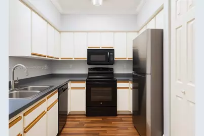 [Address not provided], Pembroke Pines, FL 33025 - Photo 11