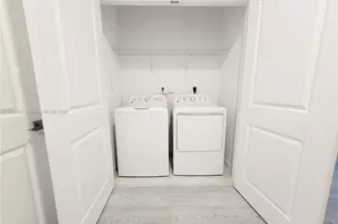 541 NE 4th Ln, Florida City, FL 33034 - Photo 15