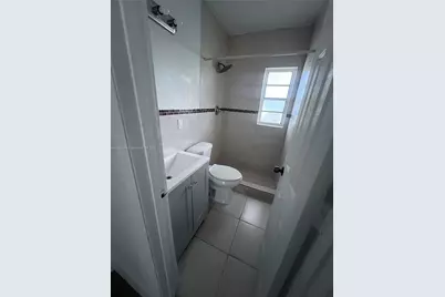 1385 NE 129th St, North Miami, FL 33161 - Photo 19