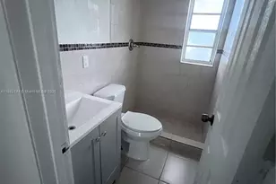 1385 NE 129th St, North Miami, FL 33161 - Photo 19