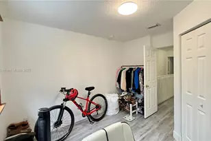 5725 NW 114th Path, Doral, FL 33178 - Photo 35