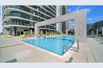 55 SW 9th St #3509, Miami, FL 33130 - Photo 13