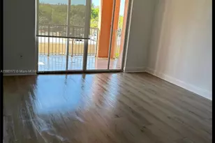 19601 E Country Club Dr, Aventura, FL 33180 - Photo 5