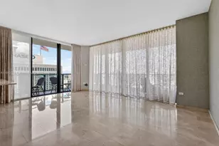 88 SW 7th St, Miami, FL 33130 - Photo 7