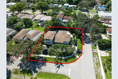 100 NE 123rd St, North Miami, FL 33161 - Photo 29