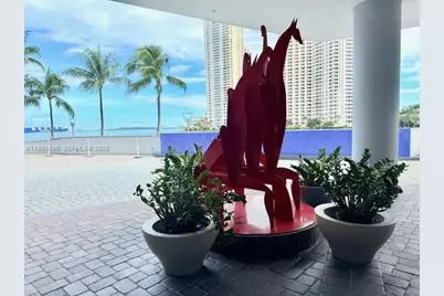 325 S Biscayne Blvd #2924, Miami, FL 33131 - Photo 49