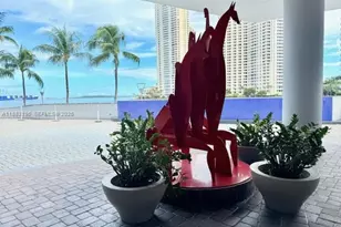 325 S Biscayne Blvd, Miami, FL 33131 - Photo 49