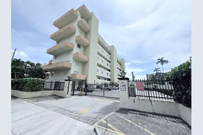 300 NW 42nd Ave #109, Miami, FL 33126 - Photo 1