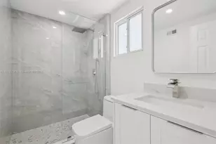 232 SW 22nd St, Fort Lauderdale, FL 33315 - Photo 35