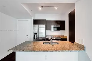 950 Brickell Bay Dr, Miami, FL 33131 - Photo 7