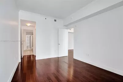 950 Brickell Bay Dr #1704, Miami, FL 33131 - Photo 19