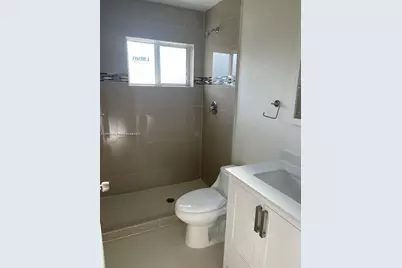 1532 NW 60th St #1532, Miami, FL 33142 - Photo 9