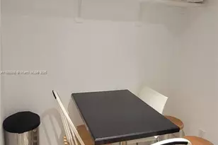 3200 Collins Ave, Miami Beach, FL 33140 - Photo 7