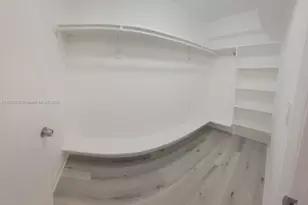 3200 Collins Ave, Miami Beach, FL 33140 - Photo 9