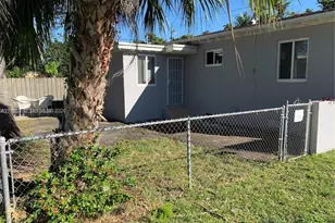 13300 NE 10th Ave, North Miami, FL 33161 - Photo 27