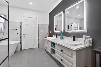 14401 SW 23rd St, Davie, FL 33325 - Photo 27