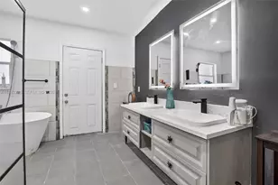 14401 SW 23rd St, Davie, FL 33325 - Photo 27