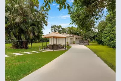 14401 SW 23rd St, Davie, FL 33325 - Photo 37