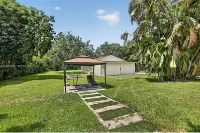 14401 SW 23rd St, Davie, FL 33325 - Photo 49