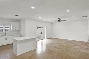 11373 NW 34th Pl, Sunrise, FL 33323 - Photo 9