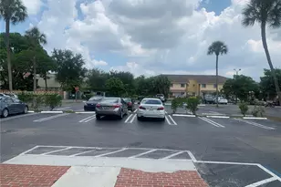 18111 NW 68th Ave, Hialeah, FL 33015 - Photo 29