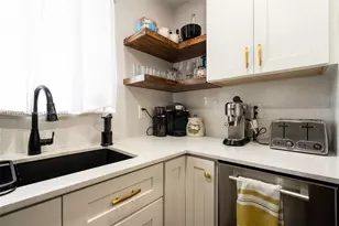 5090 SW 64th Ave, Davie, FL 33314 - Photo 11