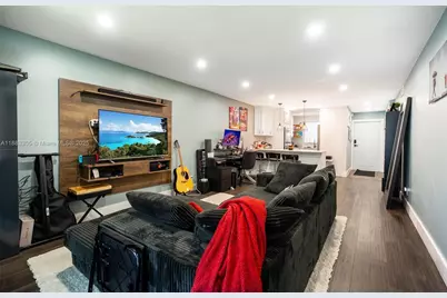 5090 SW 64th Ave #206, Davie, FL 33314 - Photo 5