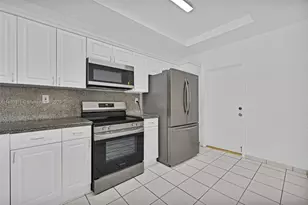 11224 NW 42nd Terrace, Doral, FL 33178 - Photo 9