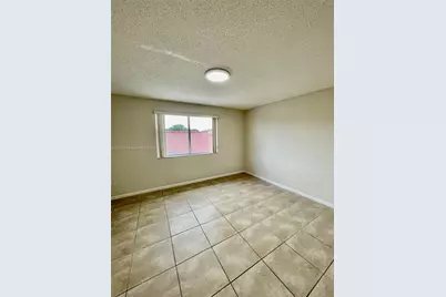 7211 W 24th Ave #2224, Hialeah, FL 33016 - Photo 13