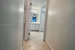 7135 Collins Ave, Miami Beach, FL 33141 - Photo 21