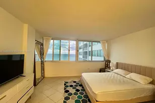 7135 Collins Ave, Miami Beach, FL 33141 - Photo 37