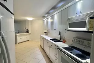 7135 Collins Ave, Miami Beach, FL 33141 - Photo 43