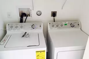 7912 NW 107 Ct, Doral, FL 33178 - Photo 7