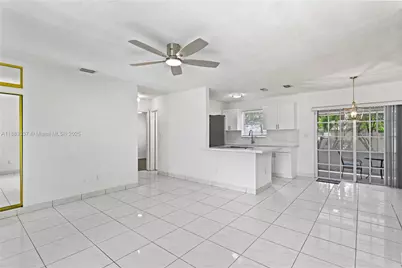 7030 Tyler St, Hollywood, FL 33024 - Photo 7
