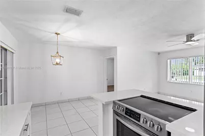 7030 Tyler St, Hollywood, FL 33024 - Photo 13