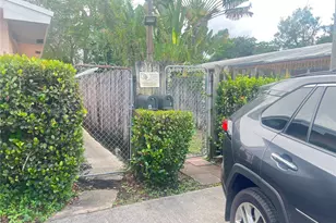 4108 SW 22nd St, Fort Lauderdale, FL 33317 - Photo 3