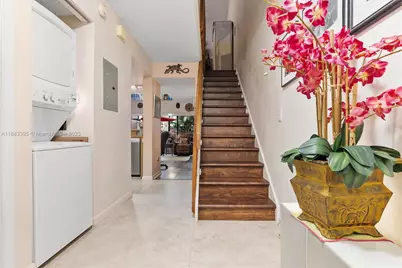 4347 SW 70th Ter, Davie, FL 33314 - Photo 17