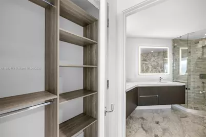851 NE 1st Ave #1008, Miami, FL 33132 - Photo 23