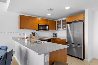 3250 NE 1st Ave #1113, Miami, FL 33137 - Photo 5