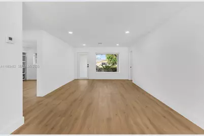 327 SE 2nd Ave, Dania Beach, FL 33004 - Photo 5