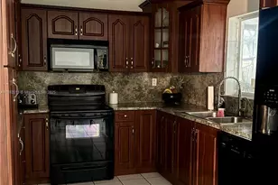 9038 NW 193rd Ter, Hialeah, FL 33018 - Photo 5