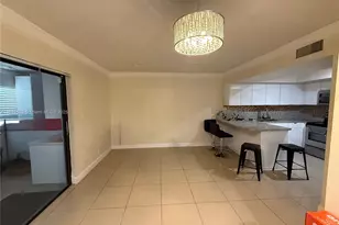 27 Laredo Pl, Davie, FL 33324 - Photo 3