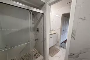 27 Laredo Pl, Davie, FL 33324 - Photo 21