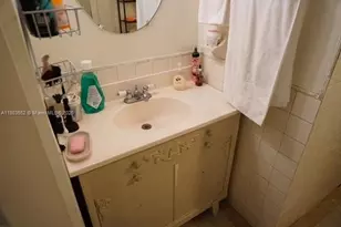 10661 SW 108th Ave, Miami, FL 33176 - Photo 13