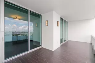 900 Biscayne Blvd, Miami, FL 33132 - Photo 7
