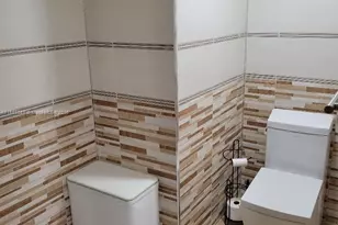 1833 S Ocean Dr, Hallandale Beach, FL 33009 - Photo 15