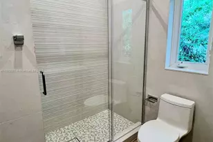 1154 Biarritz Dr, Miami Beach, FL 33141 - Photo 15