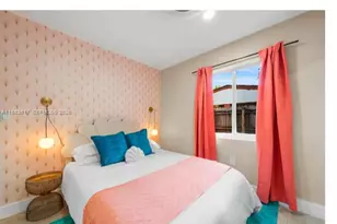 1345 NE 14th Ave, Fort Lauderdale, FL 33304 - Photo 9