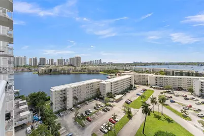 18021 Biscayne Blvd #1503, Aventura, FL 33160 - Photo 5